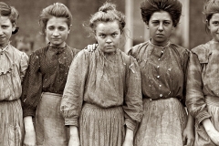 Cotton mill workers, 1909