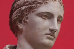 Female funerary statue.2nd.c.BC. Marble.Found on Delos